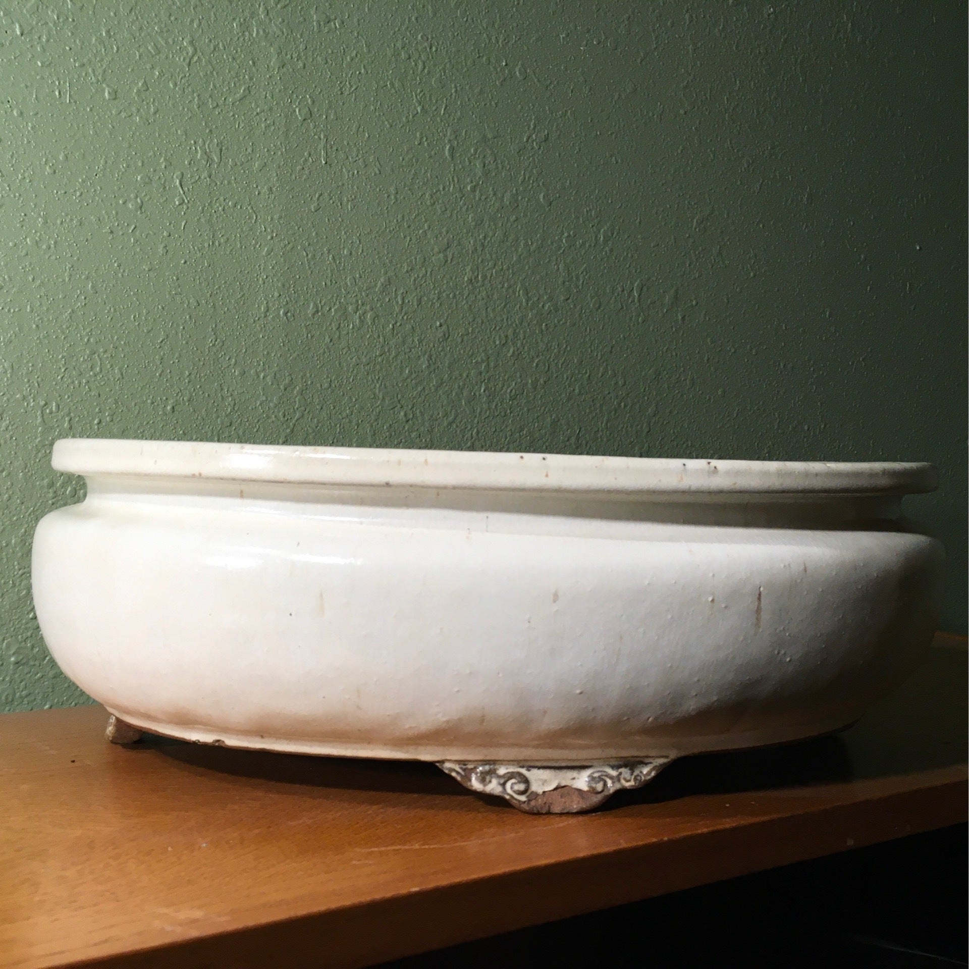 Oval bonsai pot